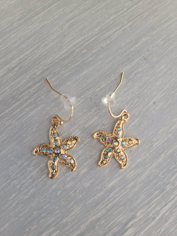 Starfish gold color earrings
